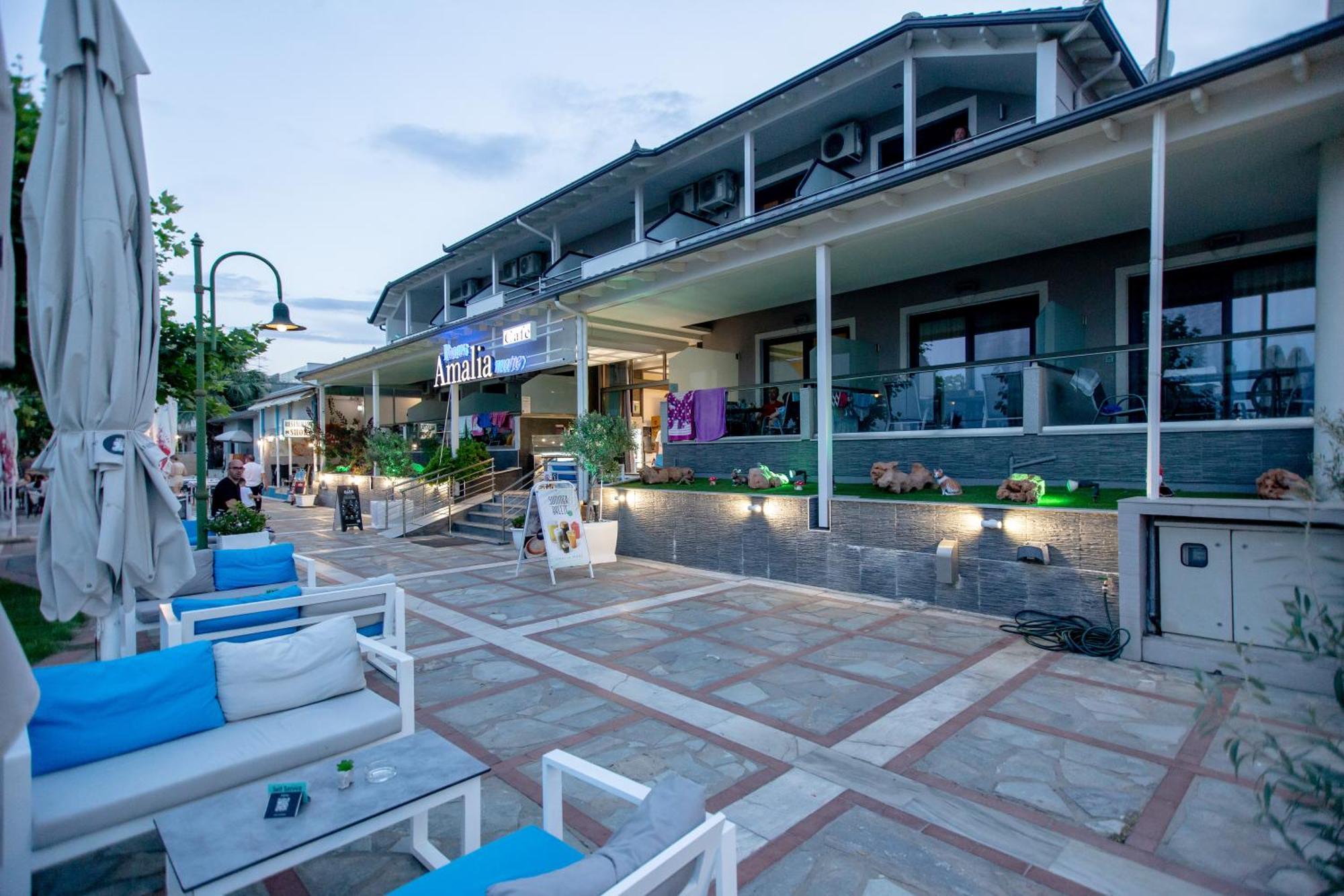 Amalia Mare Sea View Apartment เนอาวรัสนา ภายนอก รูปภาพ