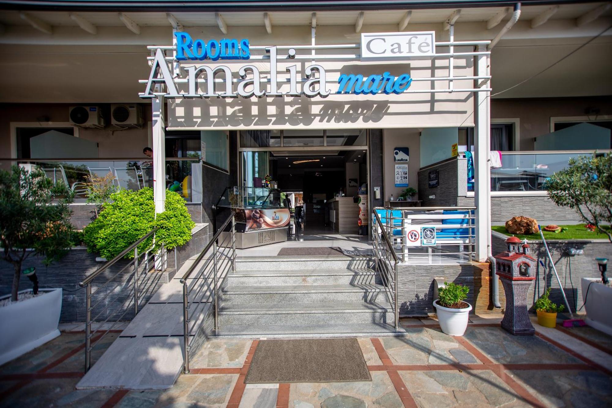 Amalia Mare Sea View Apartment เนอาวรัสนา ภายนอก รูปภาพ