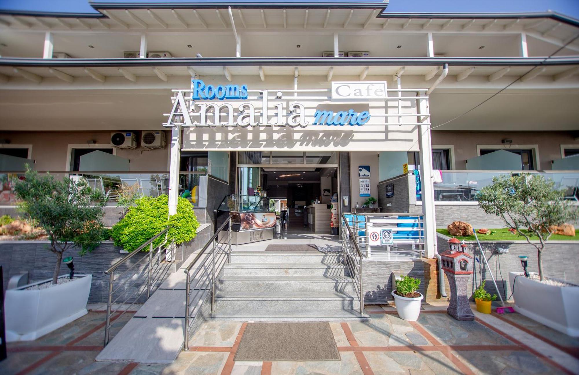 Amalia Mare Sea View Apartment เนอาวรัสนา ภายนอก รูปภาพ