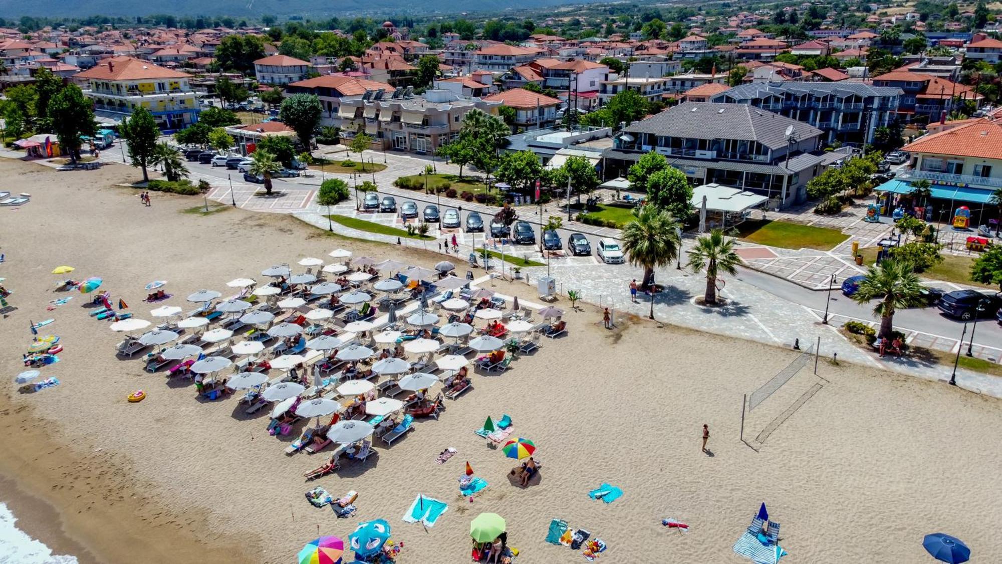 Amalia Mare Sea View Apartment เนอาวรัสนา ภายนอก รูปภาพ