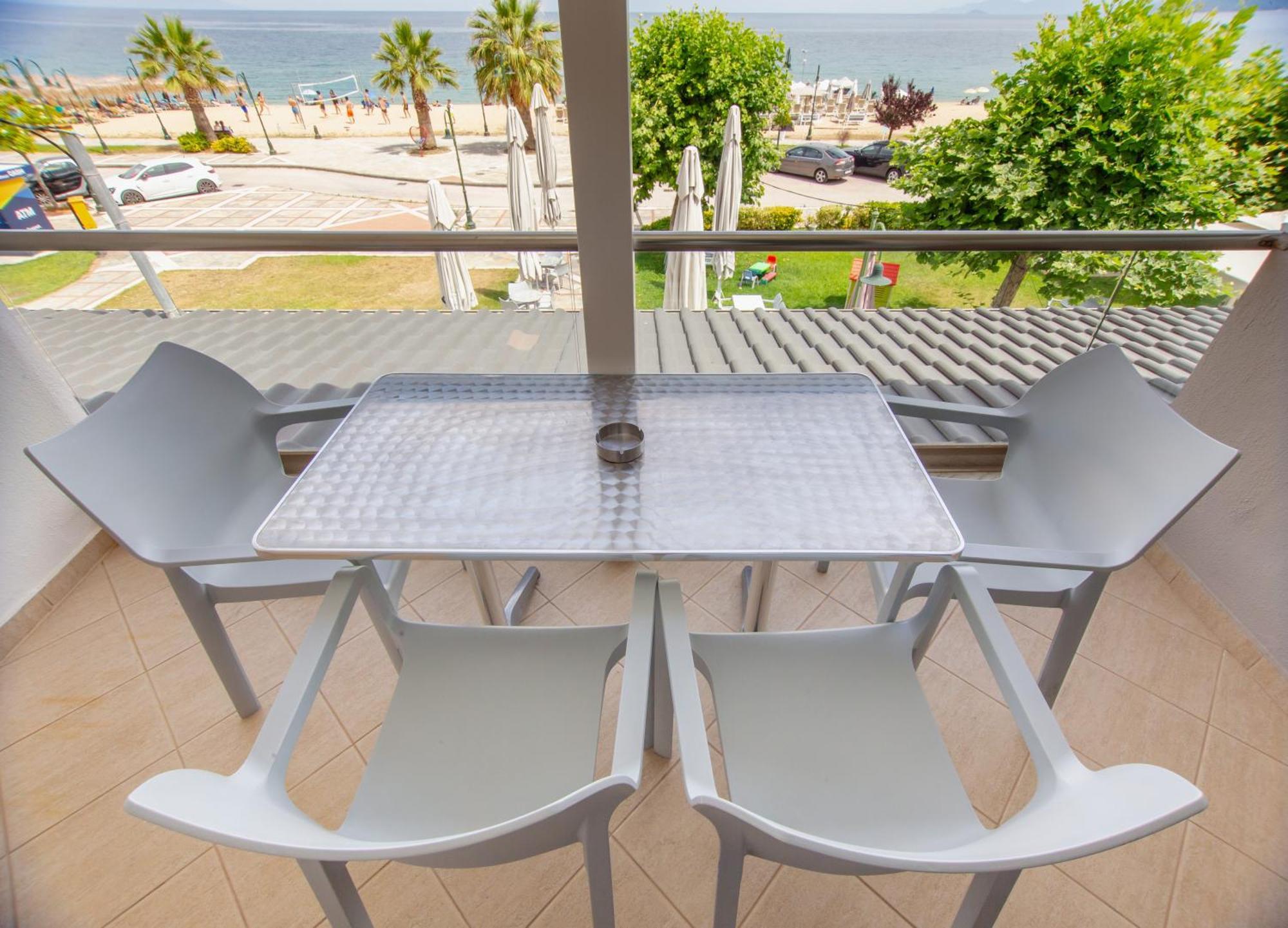 Amalia Mare Sea View Apartment เนอาวรัสนา ห้อง รูปภาพ