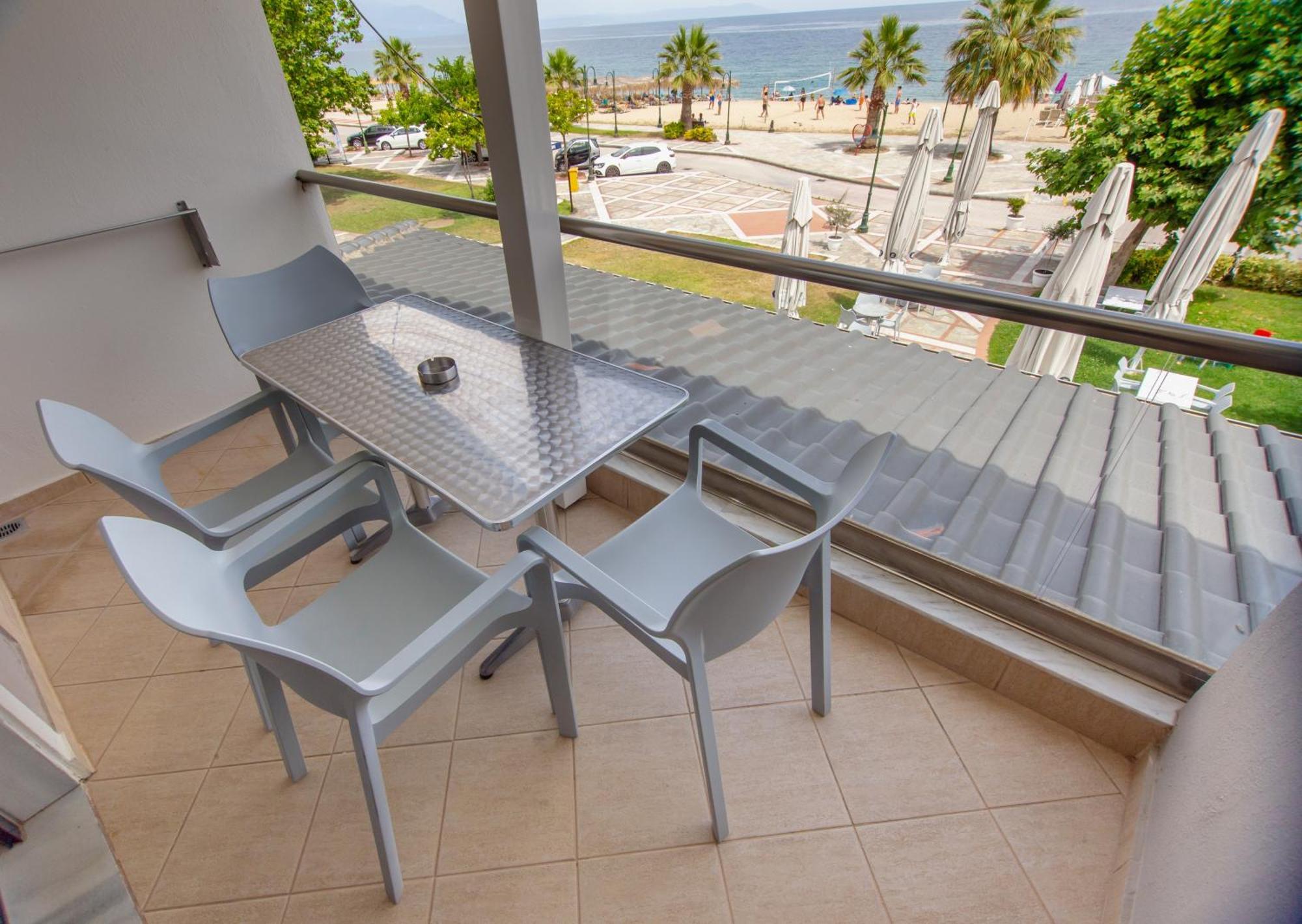 Amalia Mare Sea View Apartment เนอาวรัสนา ห้อง รูปภาพ