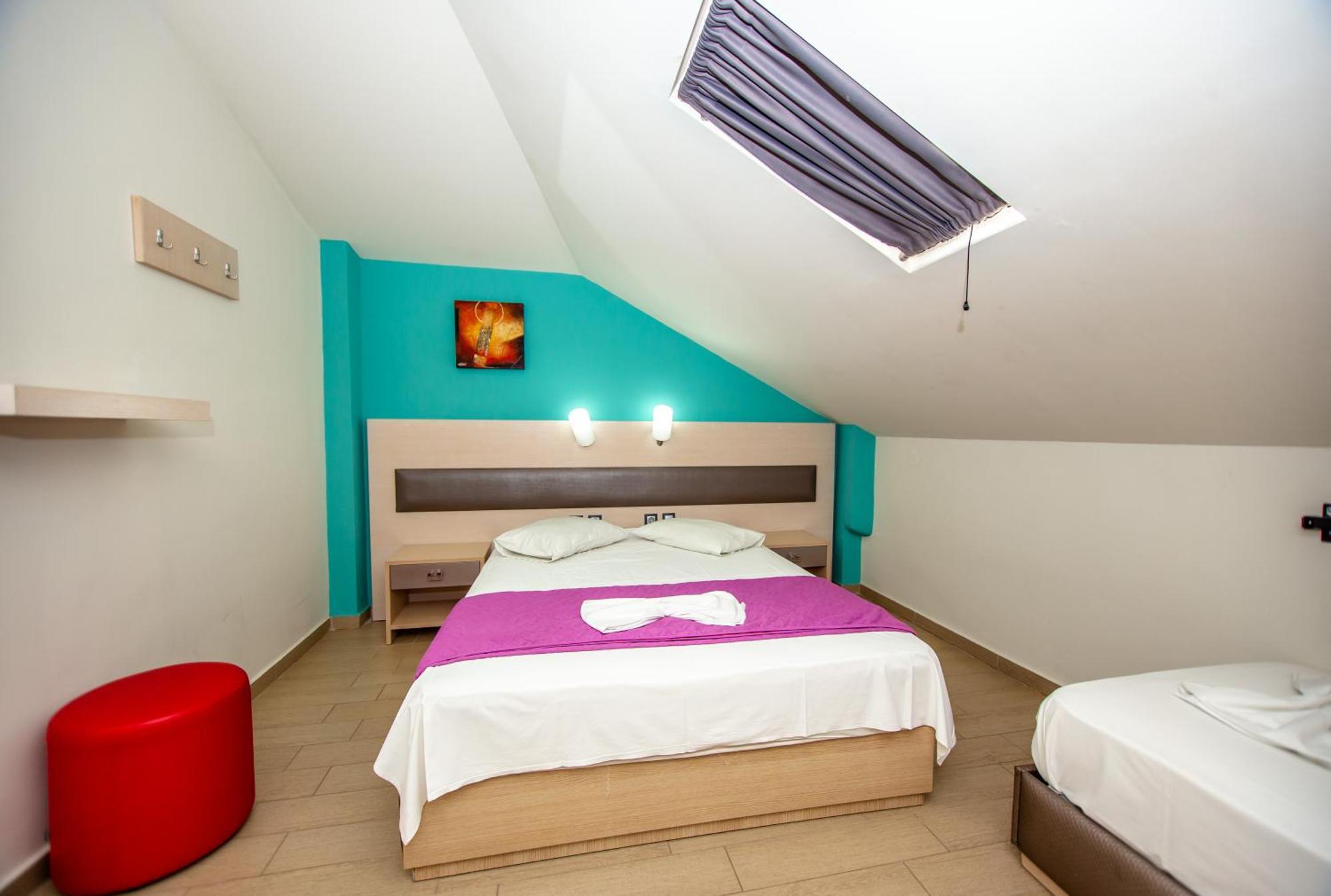 Amalia Mare Sea View Apartment เนอาวรัสนา ภายนอก รูปภาพ